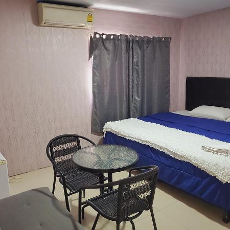 Uno Inn Бангкок Екстер'єр фото